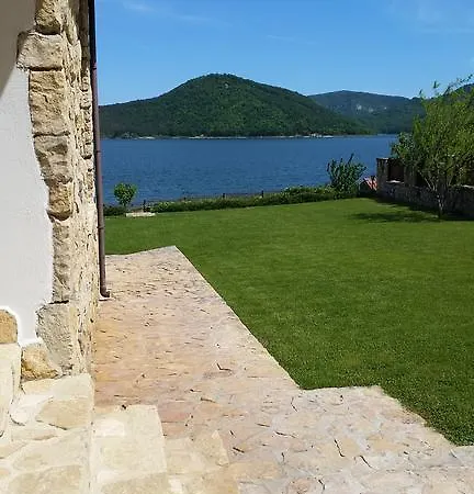 Beliyat Dom Asparukhovo (Varna)