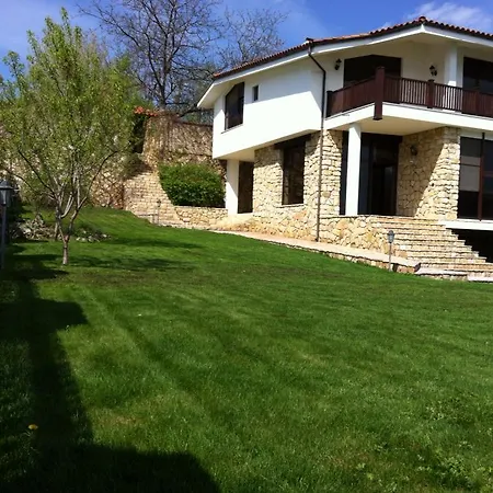 Villa Beliyat Dom Asparukhovo (Varna)