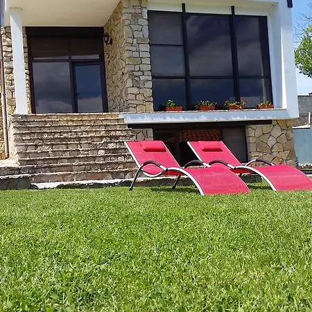 빌라 Beliyat Dom